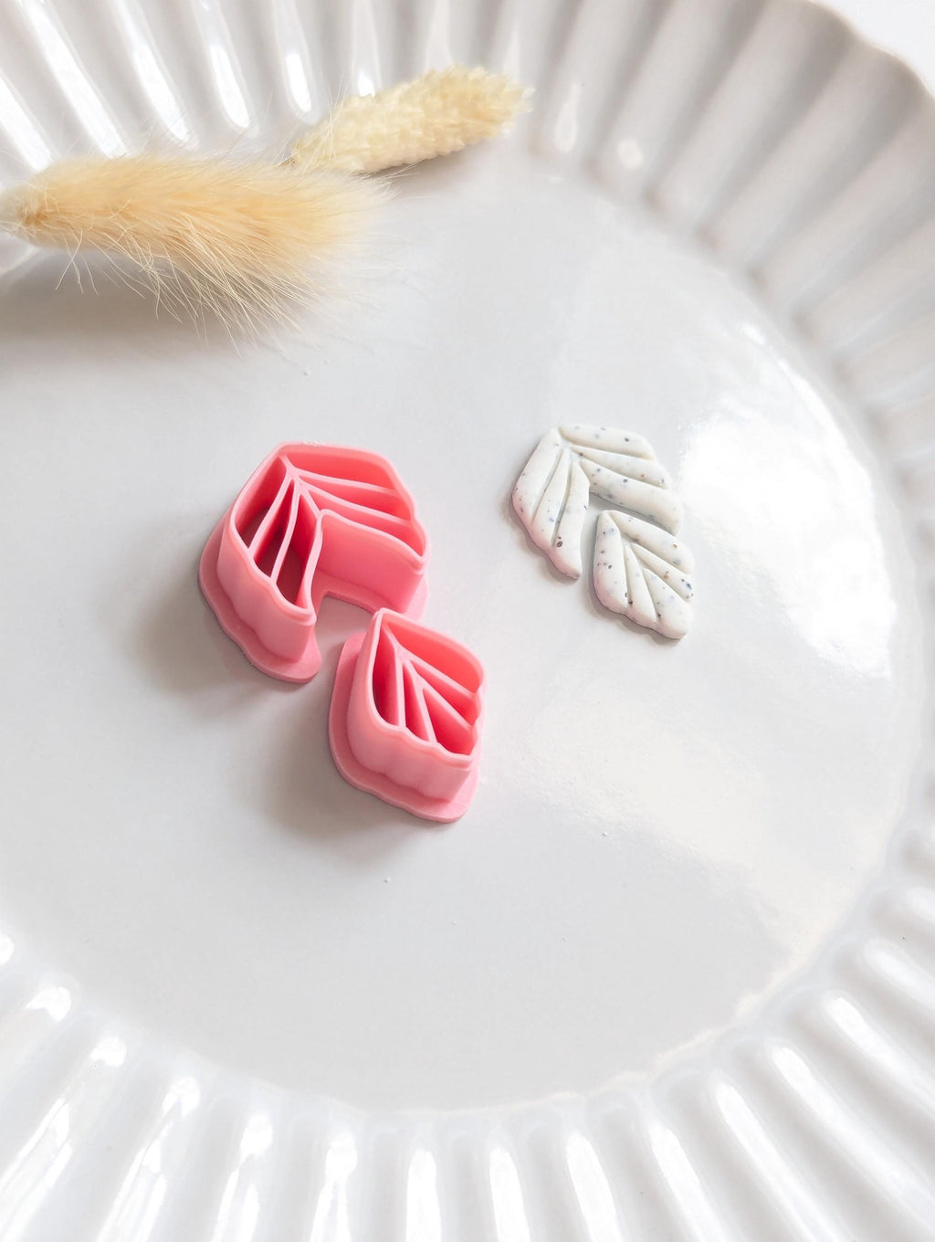 Elegant drop leaf polymer clay cutter set