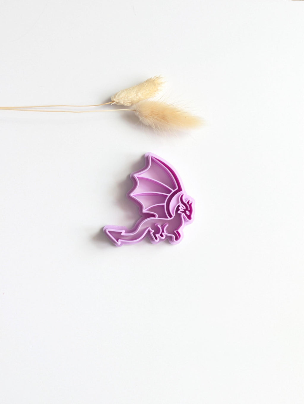 Large dragon polymer clay cutter