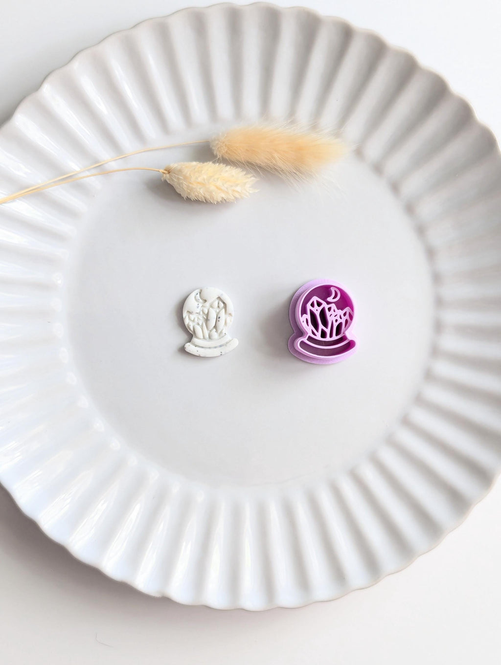 Crystal ball polymer clay cutter